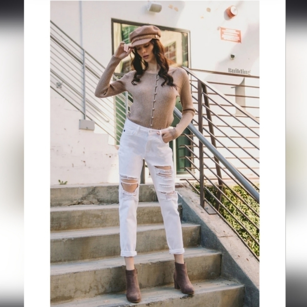 KanCan Hope White Distressed High Rise Mom Jeans Size 13 / 30